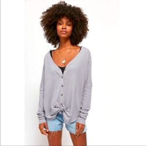 Urban Outfitters waffle knot tie shirt in grey. Gently used. No damages